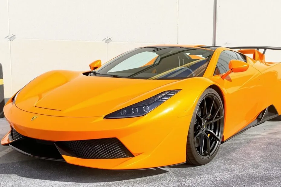covering voiture sport