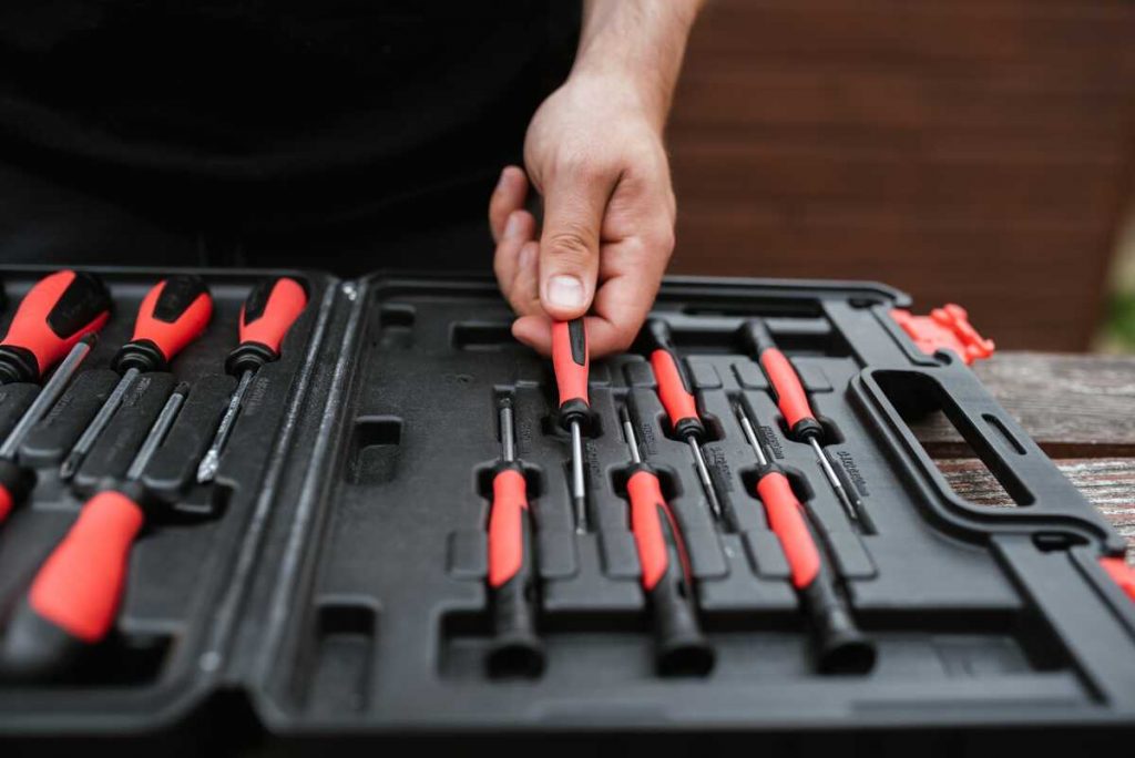 Pourquoi choisir des outils Kraftwerk pour vos réparations ?