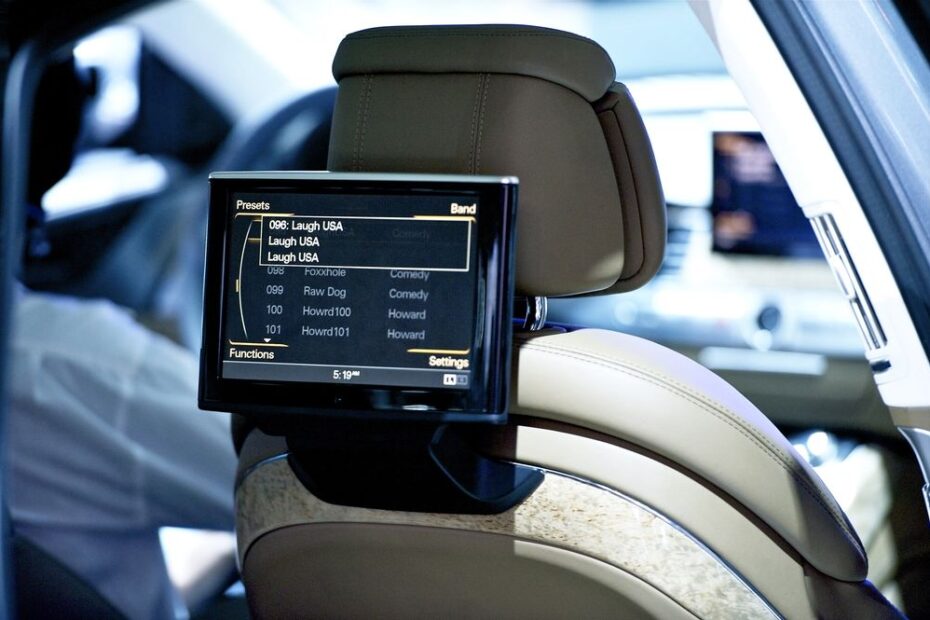 une main Coscod appuie-tête Siège arrière Tablette/téléphone portable support de voiture rotatif à 360 ° réglable tenant Clamp Cradle bébé enfants de voiture Siège arriè 